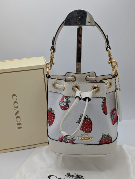 Mini bucket bag
